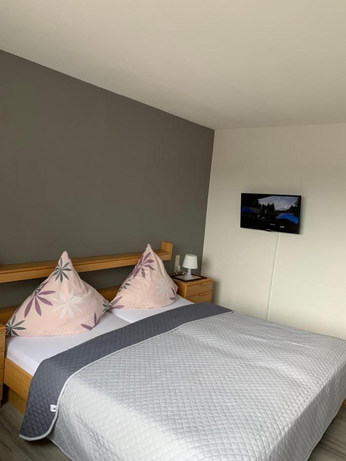 Vina Am Ring Bed & Breakfast Mannebach  Luaran gambar