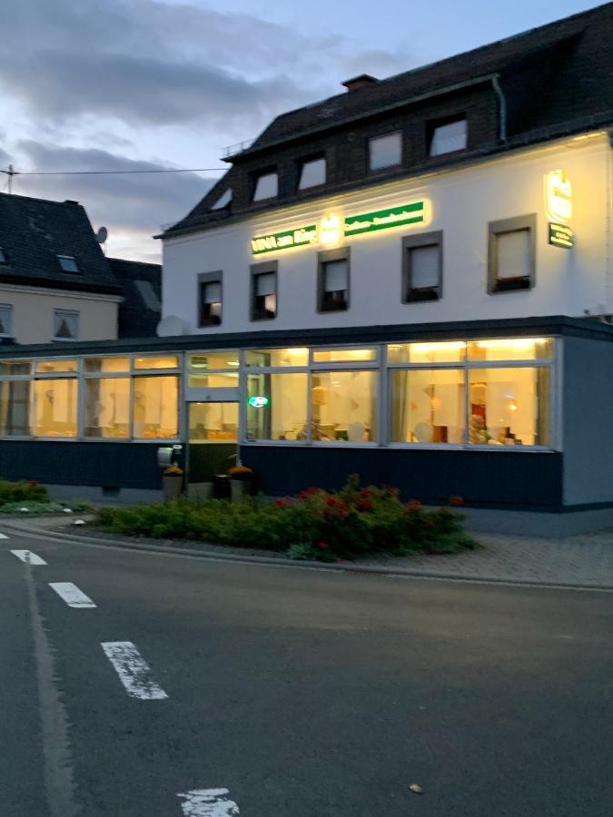 Vina Am Ring Bed & Breakfast Mannebach  Luaran gambar