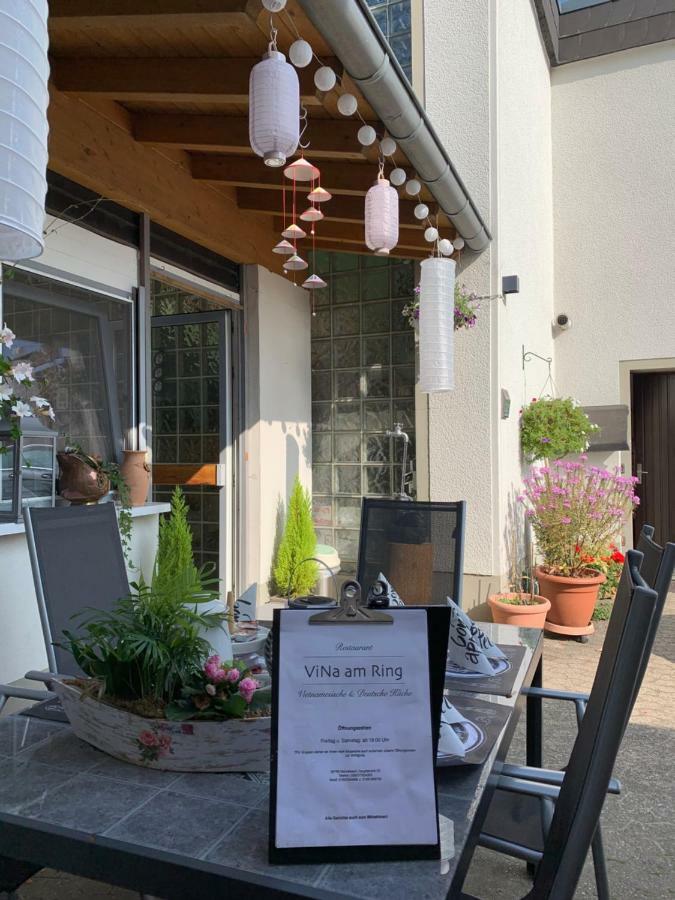 Vina Am Ring Bed & Breakfast Mannebach  Luaran gambar
