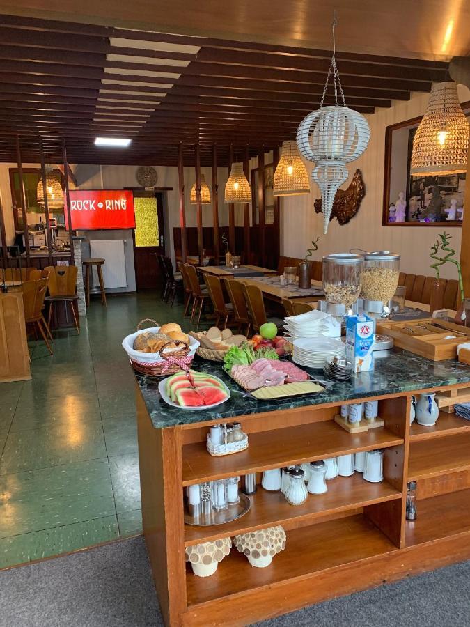 Vina Am Ring Bed & Breakfast Mannebach  Luaran gambar